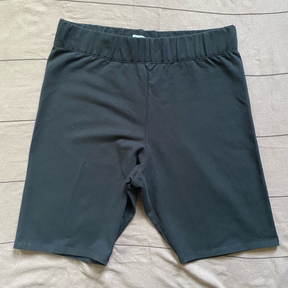 Good American Essential Bike Short